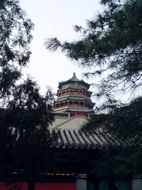 颐和园 (Y&iacute;h&eacute;yu&aacute;n, Summer Palace) residence