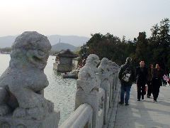Sh&iacute;qīgŏngqi&aacute;o lions