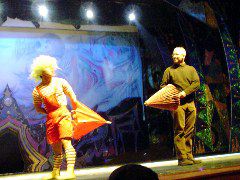 Joe on stage with clown - R&ecirc;verie